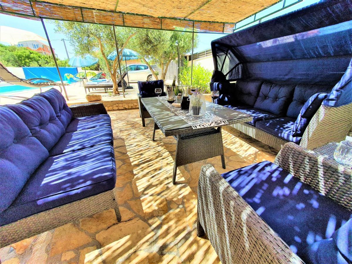 Villa Spark With Heated Pool In Rogoznica Zečevo Exterior foto